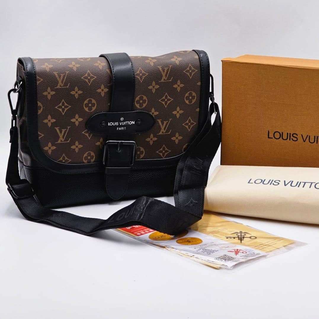 Louis Vuitton Luxe Crossbody Bag™ - VAKKO