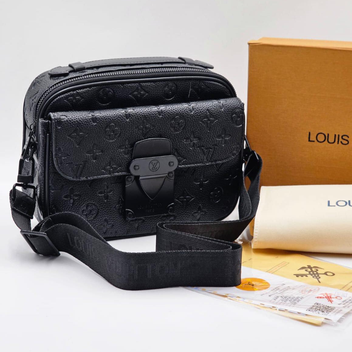 Louis Vuitton Luxe Crossbody Bag™ - VAKKO